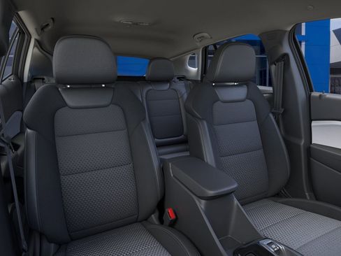 New 2026 Chevrolet Trax LT w/ LT Convenience Package image 18