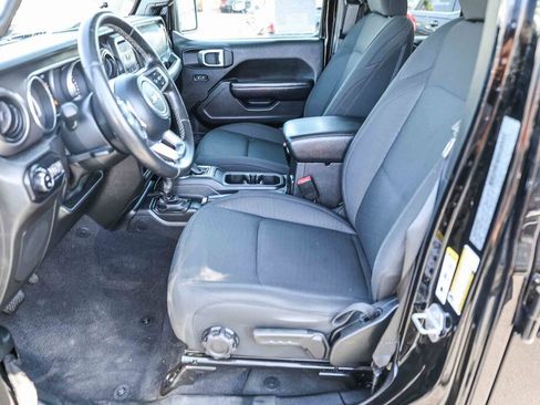 Used 2020 Jeep Gladiator Sport w/ Quick Order Package 24S AWD/4WD image 10