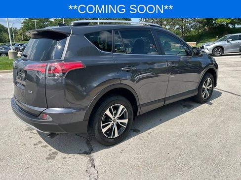 Used 2016 Toyota RAV4 XLE FWD image 5