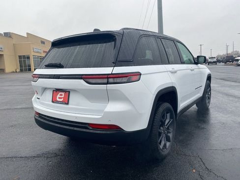 New 2025 Jeep Grand Cherokee Limited image 7