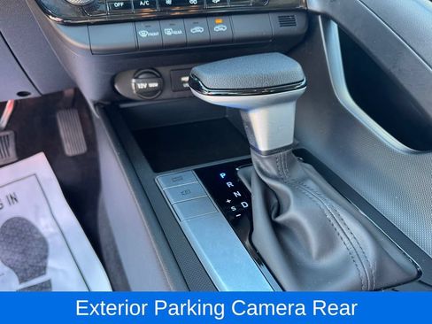 Used 2023 Hyundai Elantra SEL w/ Preferred Accessory Package FWD image 15