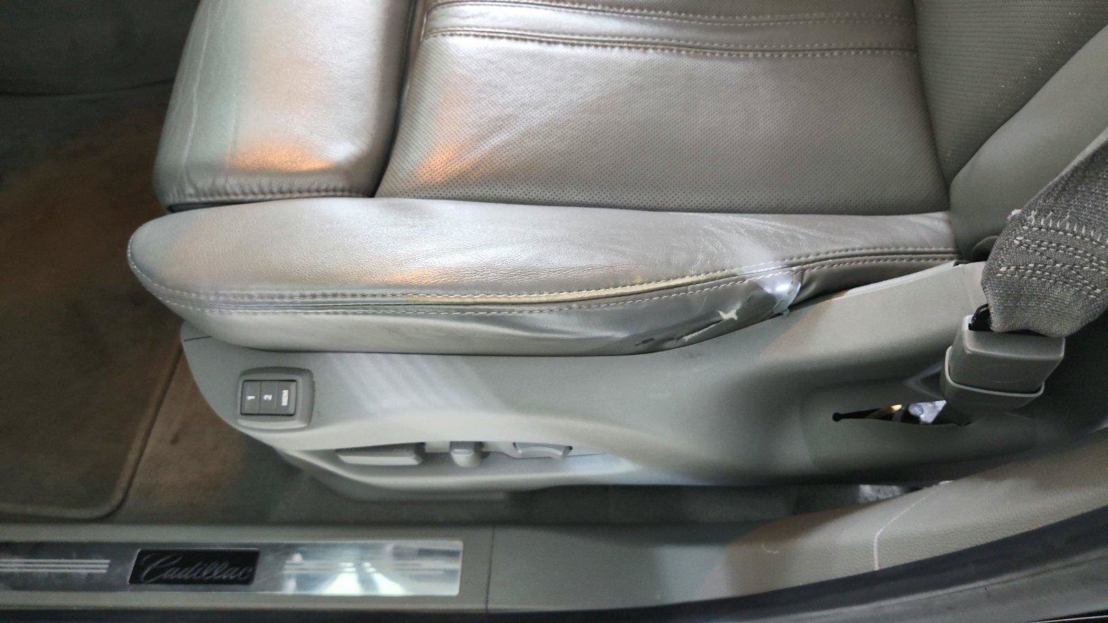Used 2011 Cadillac SRX Luxury FWD image 18