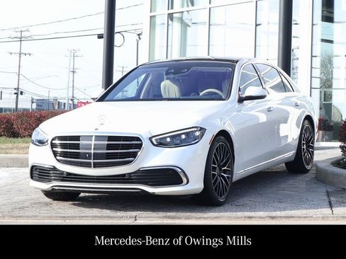 Certified 2022 Mercedes-Benz S 580 4MATIC Sedan w/ Rear Seat Package image 1