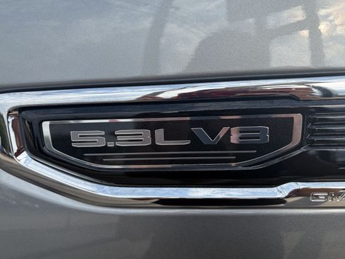 Used 2026 GMC Sierra 1500 SLT AWD/4WD image 10