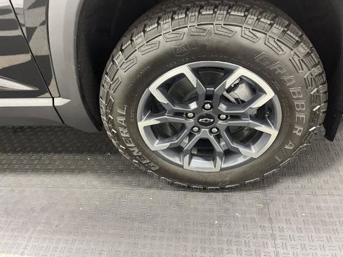 New 2026 Chevrolet Equinox ACTIV w/ Safety and Technology Package FWD image 21