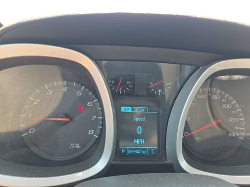 Used 2017 Chevrolet Equinox LT w/ Convenience Package FWD image 9