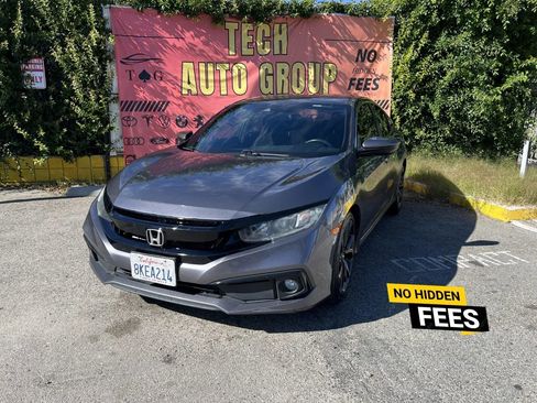Used 2019 Honda Civic Sport image 2