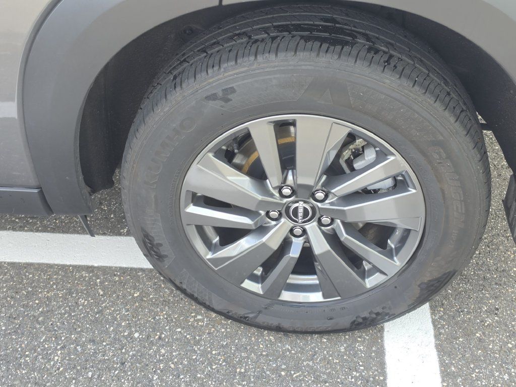 Certified 2024 Nissan Pathfinder SV AWD/4WD image 9