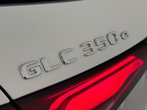 Certified 2025 Mercedes-Benz GLC 350e 4MATIC image 10