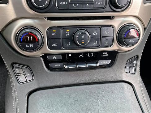 Used 2019 GMC Yukon Denali w/ Denali Ultimate Package image 31