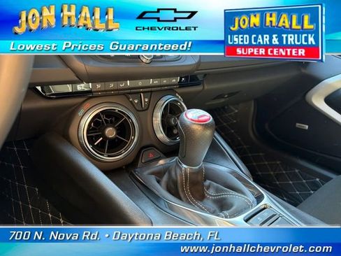 Used 2022 Chevrolet Camaro LT w/ Technology Package image 29