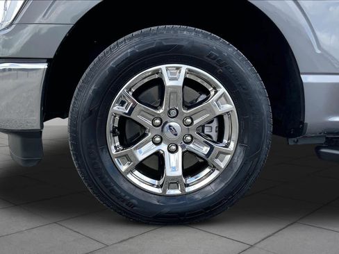 Used 2021 Ford F150 XLT w/ Equipment Group 302A High image 11