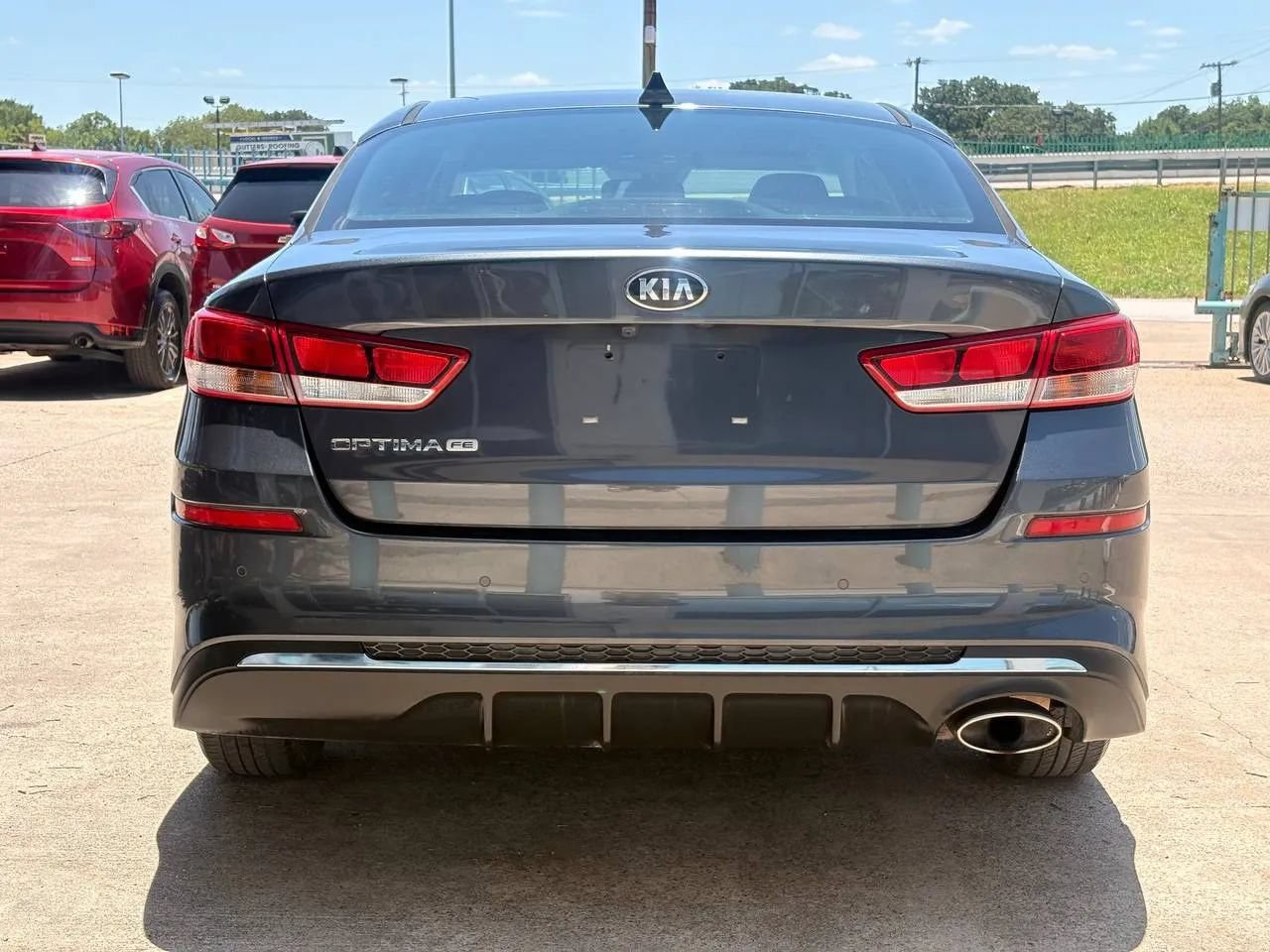 Used 2020 Kia Optima LX FWD image 4