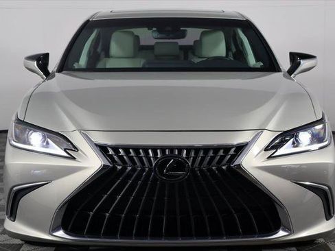 Certified 2025 Lexus ES 300h w/ Premium Package FWD image 2