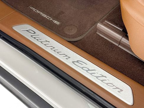 Certified 2023 Porsche Cayenne S Platinum image 12