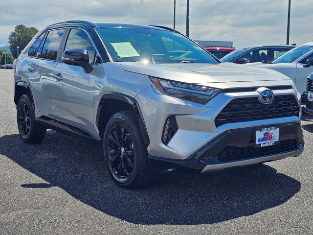 Used 2023 Toyota RAV4 XSE AWD/4WD image 1
