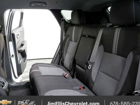 Certified 2025 Chevrolet Blazer LT FWD image 18