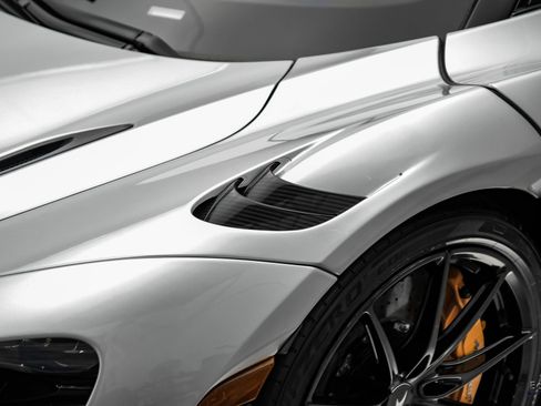 Used 2021 McLaren 765LT RWD image 41