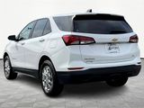 Used 2024 Chevrolet Equinox LS w/ LS Convenience Package image 4