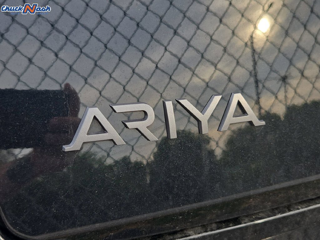 Used 2023 Nissan Ariya AWD image 7