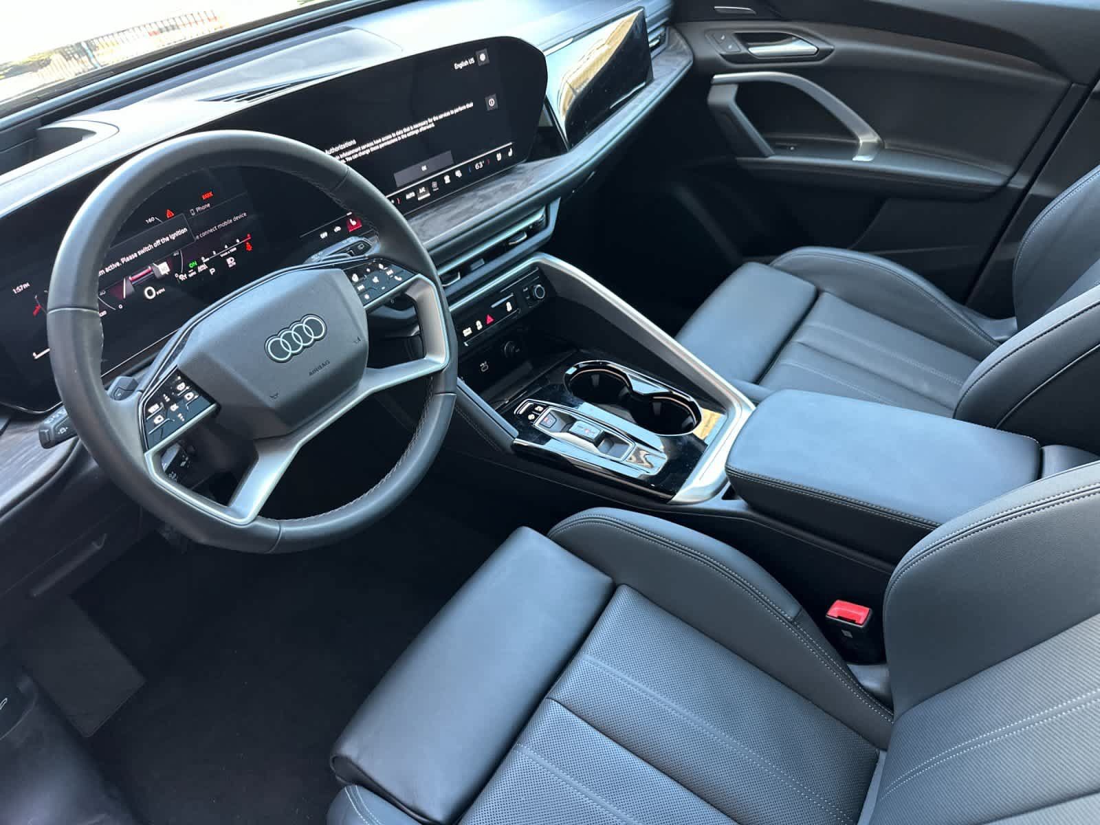 Used 2025 Audi Q5 Premium w/ Premium Plus AWD/4WD image 11