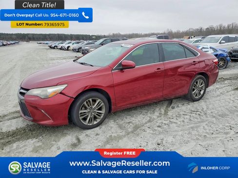 Used 2017 Toyota Camry SE image 1