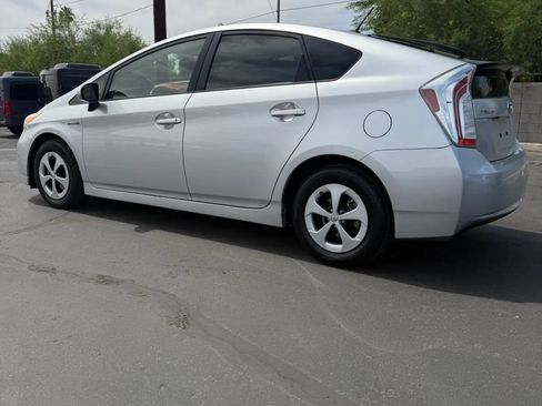 Used 2013 Toyota Prius Three FWD image 5
