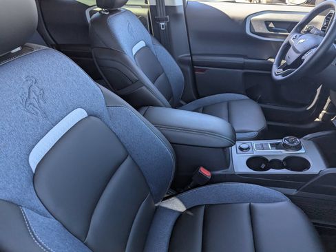 New 2025 Ford Bronco Sport Outer Banks w/ Outer Banks Tech Package+ AWD/4WD image 40
