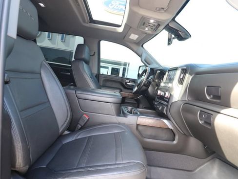 Used 2021 GMC Sierra 2500 Denali w/ Denali Black Diamond Edition AWD/4WD image 15