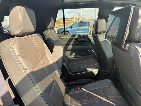 New 2026 Chevrolet Tahoe High Country AWD/4WD image 15