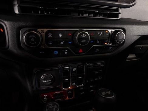 Certified 2025 Jeep Wrangler Unlimited Sport S 4xe image 19