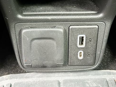 Used 2023 Chevrolet TrailBlazer LT w/ Convenience Package AWD/4WD image 25