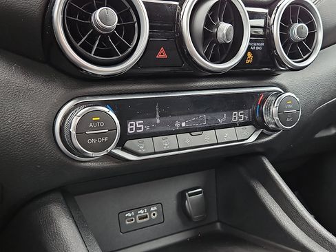 Certified 2021 Nissan Sentra SV image 15