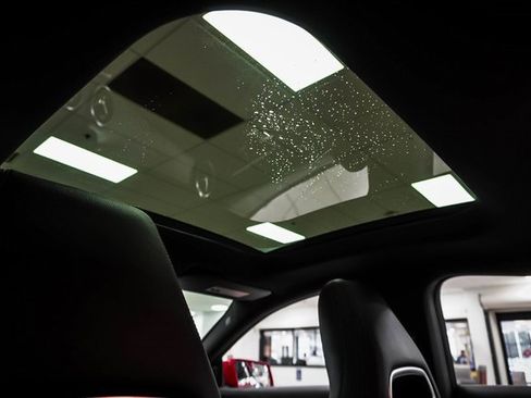 Used 2019 Mercedes-Benz CLA 250 4MATIC image 21