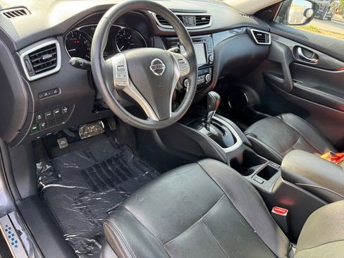 Used 2016 Nissan Rogue SL w/ SL Premium Package image 11