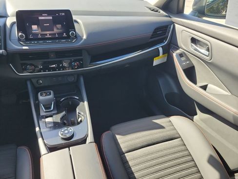 New 2026 Nissan Rogue SV AWD/4WD image 20