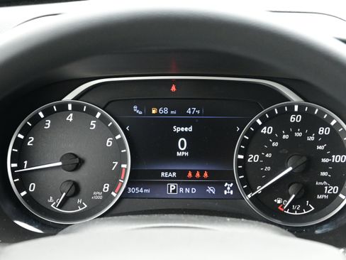 Used 2025 Nissan Frontier SV image 20