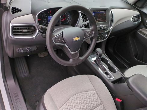 Certified 2023 Chevrolet Equinox LS w/ LS Convenience Package image 11