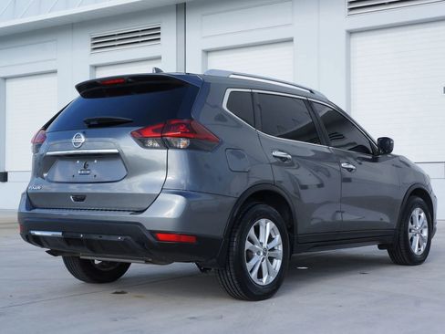 Used 2018 Nissan Rogue S w/ S Value Package FWD image 12
