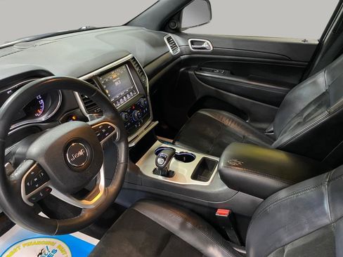 Used 2015 Jeep Grand Cherokee Altitude AWD/4WD image 10
