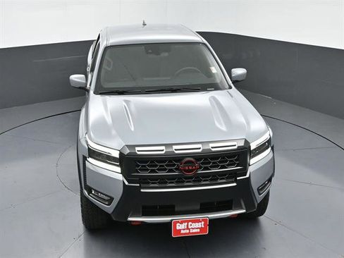 Used 2025 Nissan Frontier PRO-4X image 40