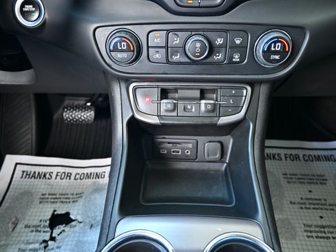 Used 2023 GMC Terrain AT4 AWD/4WD image 19