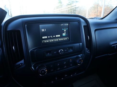 Used 2018 GMC Sierra 1500 WT image 12