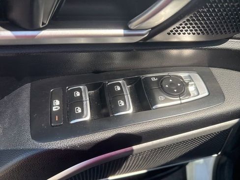 Used 2020 Kia Telluride LX AWD/4WD image 18