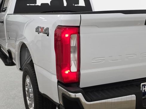 Certified 2026 Ford F250 XLT AWD/4WD image 30