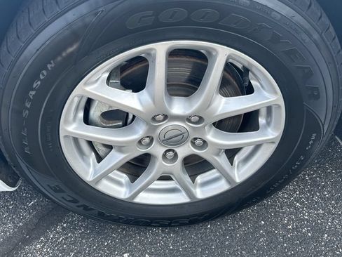 Used 2023 Chrysler Pacifica Touring-L FWD image 6