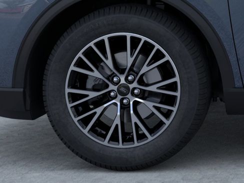 New 2026 Ford Escape SE w/ Class II Trailer Tow Package FWD image 19