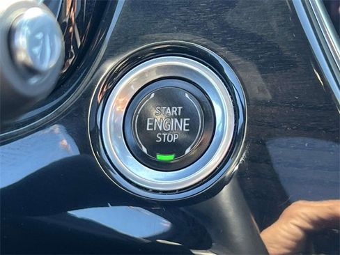 Used 2023 Cadillac XT6 Premium Luxury image 30