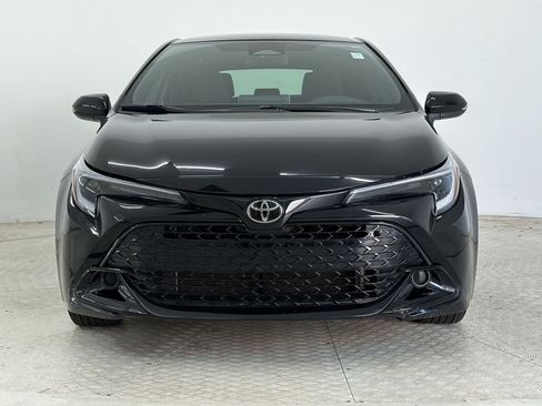 Used 2025 Toyota Corolla SE FWD image 6