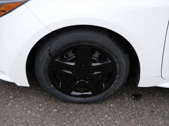 Certified 2025 Toyota Corolla LE FWD image 8